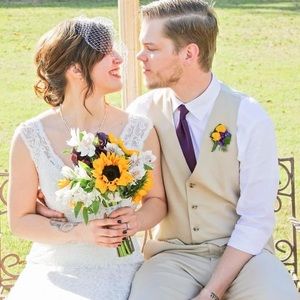 Meet your Posher, Adrienna